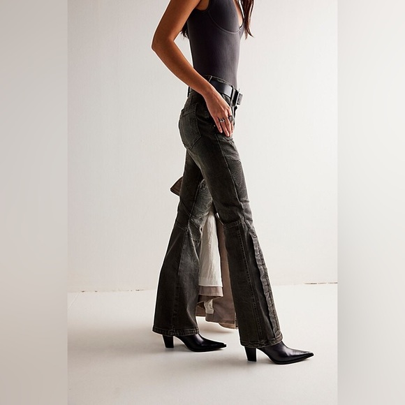 56. NWT Free People Vector Moto Flare Jeans - Picture 3 of 6